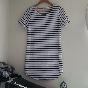 T-shirt dress